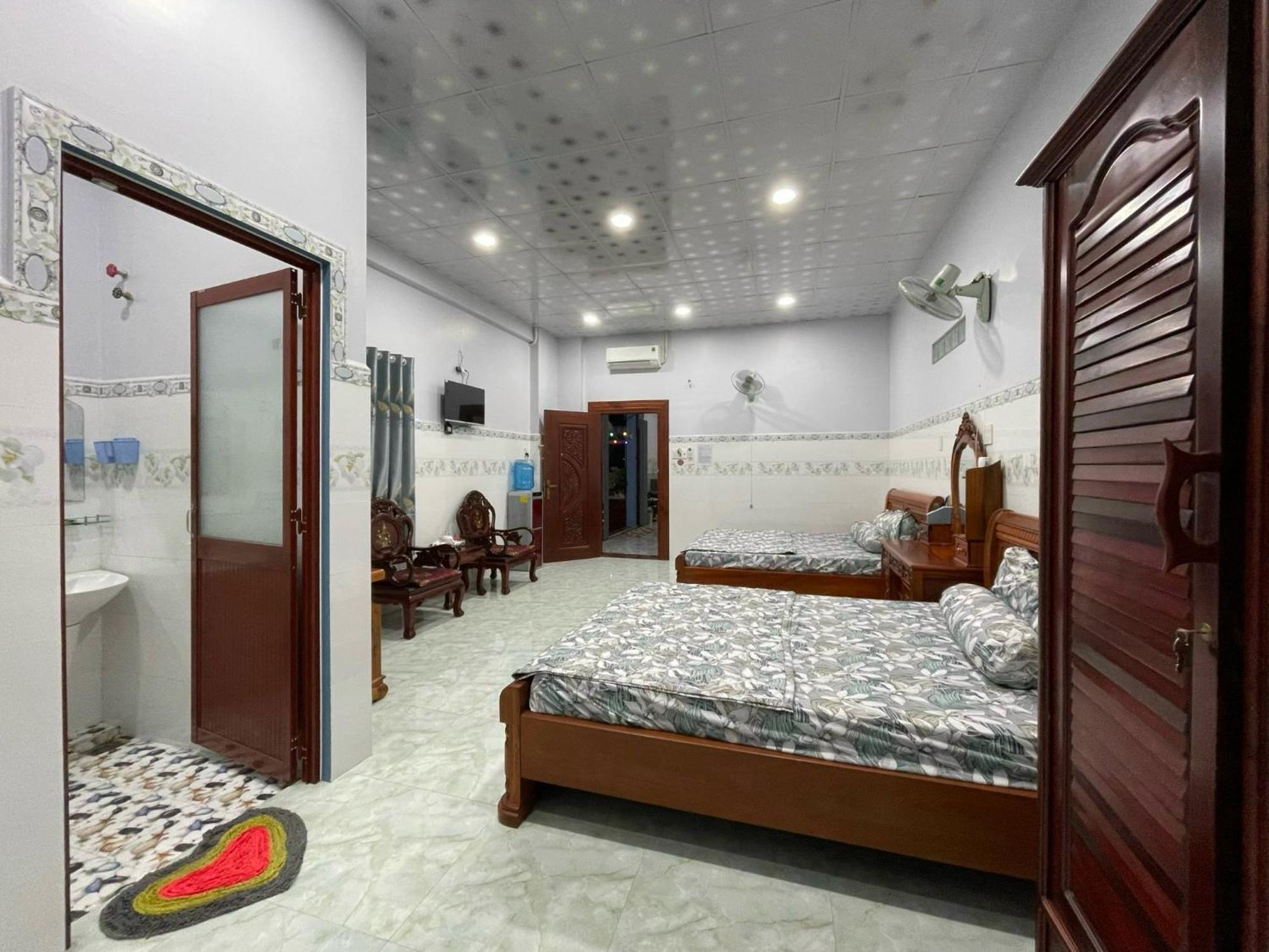 Nha Nghi Lien Hoa Bed & Breakfast Ha Tien Bagian luar foto